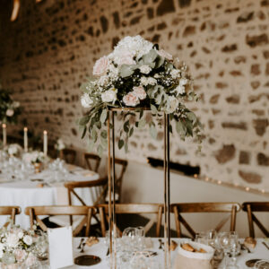 Colonne / sellette dorée