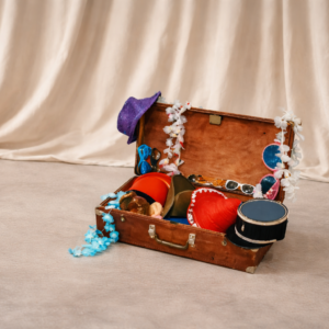 Accessoires photobooth (malle en bois)