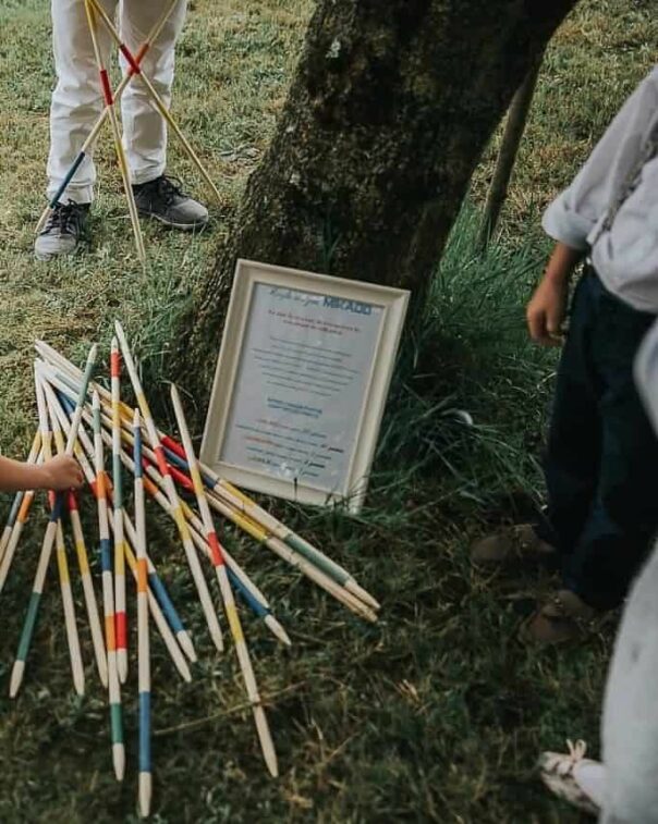 Mikado Géant Cayro – 26 Bâtons En Bois De 90 Cm – Jeu D’adresse En Extérieur Avec Sac