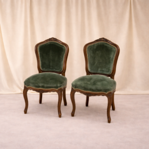 Fauteuils anciens verts (la paire)